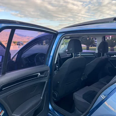 Volkswagen Golf 2015 në shitje