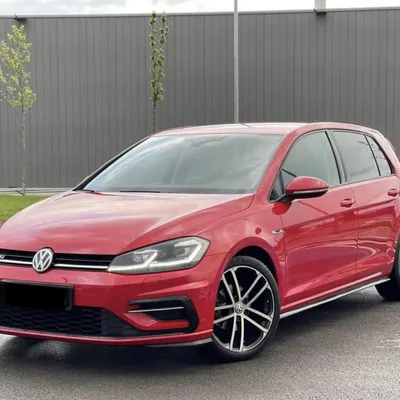Volkswagen Golf 2018 në shitje