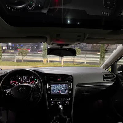 Volkswagen Golf 2014 në shitje