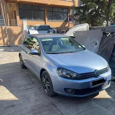Volkswagen Golf 2009 në shitje