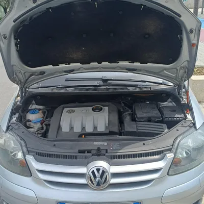Volkswagen Golf 2006 në shitje