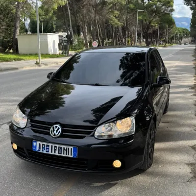Volkswagen Golf 2008 në shitje