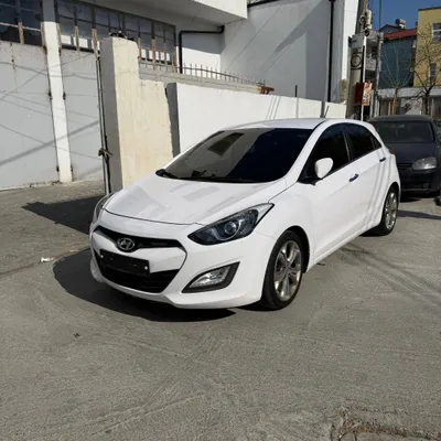 Hyundai i30 2014 në shitje