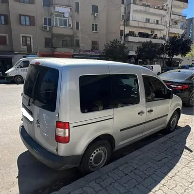 Volkswagen Caddy 2005 në shitje