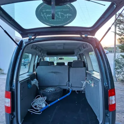 Volkswagen Caddy 2010 në shitje
