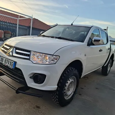 Mitsubishi L200 2015 në shitje