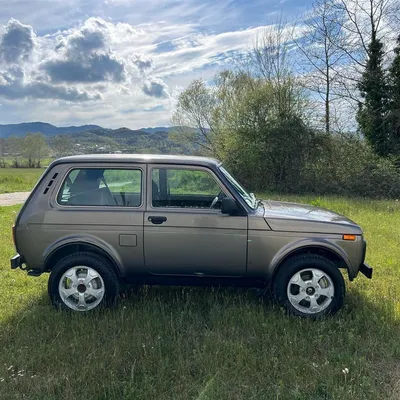 Lada Niva