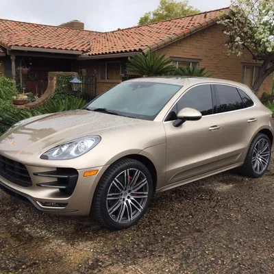 Porsche Macan 2016 në shitje