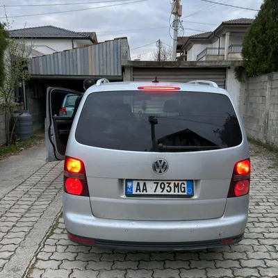 Volkswagen Touran 2009 në shitje