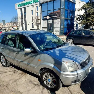 Ford Fusion 2003 në shitje