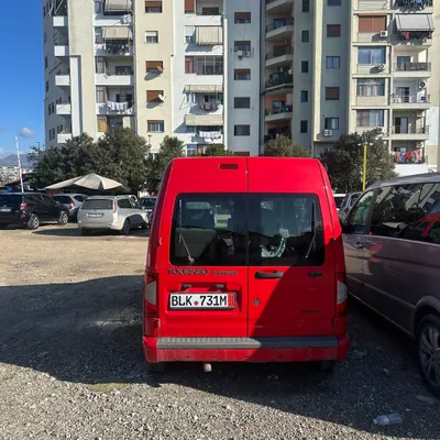 Ford Tourneo Connect 2010 në shitje