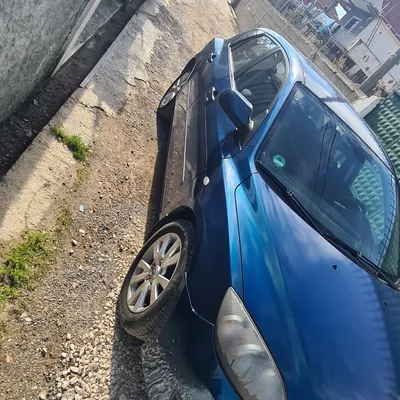 Mazda 3 2006 në shitje