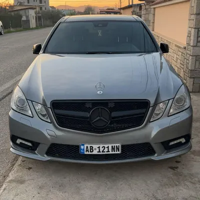 Mercedes-Benz E-class 2009 në shitje