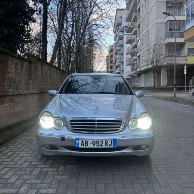 Mercedes-Benz E-class 2006 në shitje
