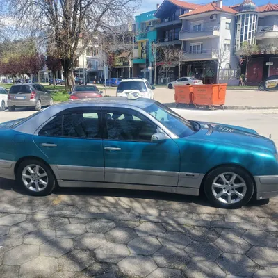 Mercedes-Benz E-class 2001 në shitje