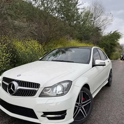 Mercedes-Benz C-class 2012 në shitje