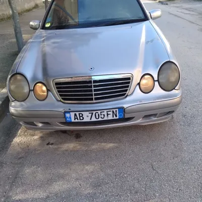 Mercedes-Benz E-class 2000 në shitje