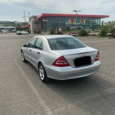Mercedes-Benz C-class 2006 në shitje