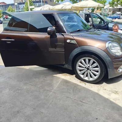 Mini Hatch 2010