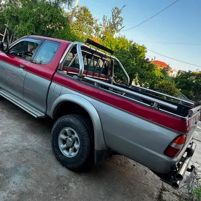 Mitsubishi L200 2000 në shitje