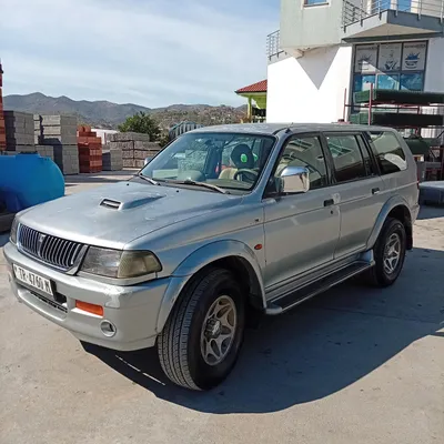 Mitsubishi Pajero 2000