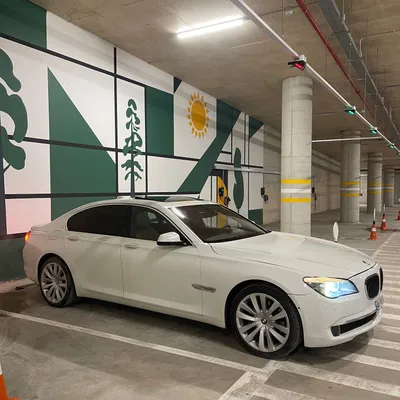 BMW 7 Series 2010 në shitje