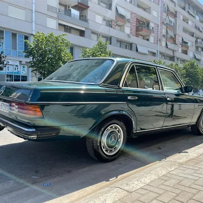 Mercedes-Benz W123 1983 në shitje