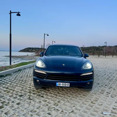 Porsche Cayenne 2014 në shitje