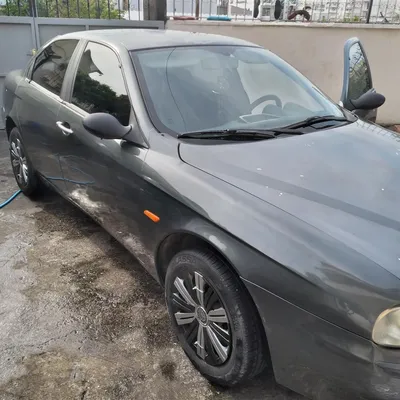 Alfa Romeo 156