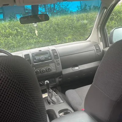 Nissan Navara 2010 në shitje