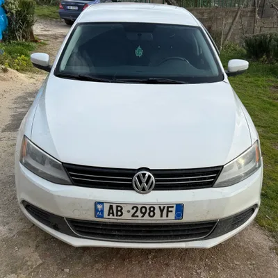 Volkswagen Jetta 2014 në shitje