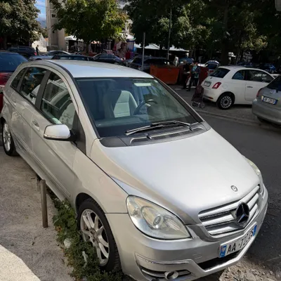 Mercedes-Benz B-class 2010 në shitje