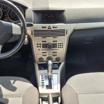 Opel Astra 2009 në shitje