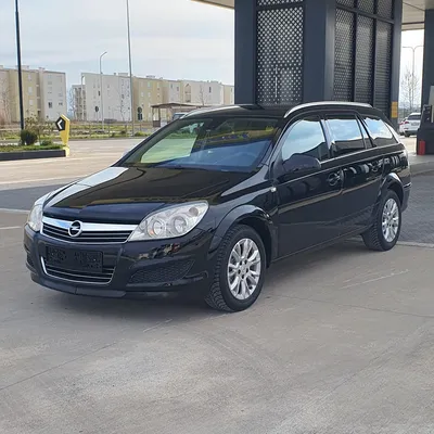 Opel Astra 2010 në shitje