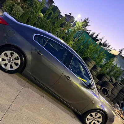 Opel Insignia 2009 në shitje