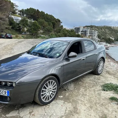 Alfa Romeo 159