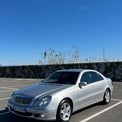 Mercedes-Benz E-class 2004 në shitje