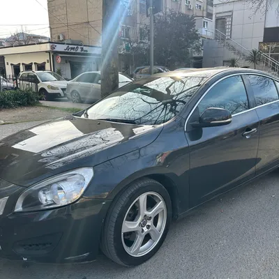 Volvo S60 2011 në shitje
