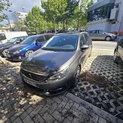 Peugeot 308 2019 në shitje