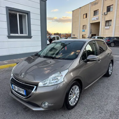Peugeot 208 2014 në shitje