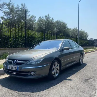Peugeot 607