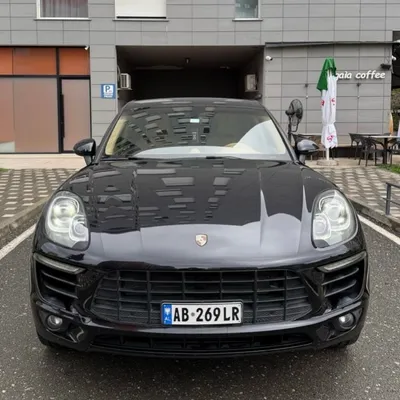 Porsche Macan 2016 në shitje