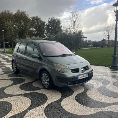 Renault Scenic 2005 në shitje
