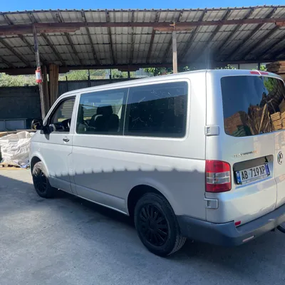 Volkswagen Caravelle 2010 në shitje