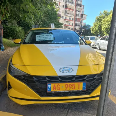 Hyundai Elantra 2022 në shitje