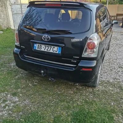 Toyota Corolla Verso 2006 në shitje