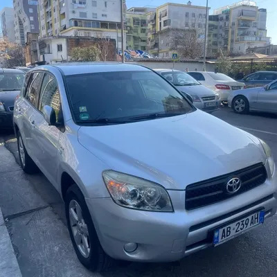 Toyota RAV4 2007 në shitje