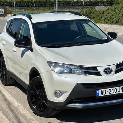 Toyota RAV4 2014 në shitje