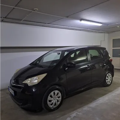 Toyota Verso-S 2012 në shitje