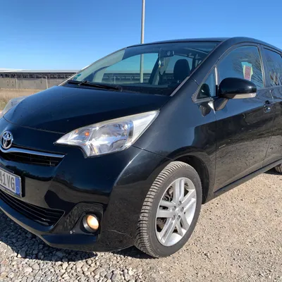 Toyota Verso-S 2012 në shitje